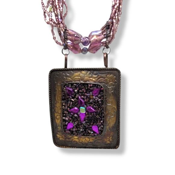 Vintage Mauve Irridecent Glass Beads, Brass Center Piece with Beads 18" Necklace - Picture 1 of 7